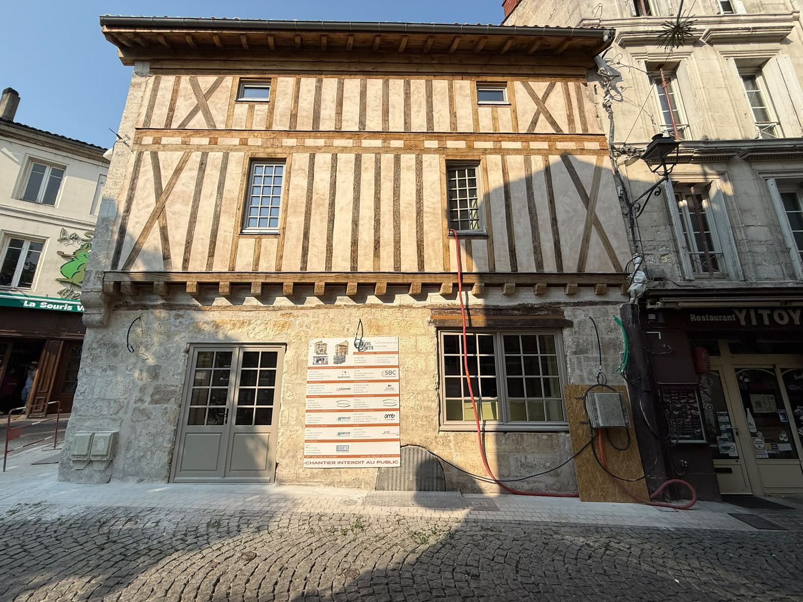 Façade à pans de bois restaurée